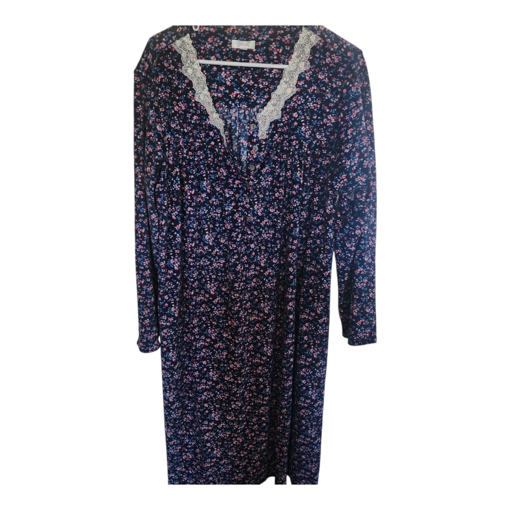 Secret Treasures Blue and Pink Floral Robe Size Xl